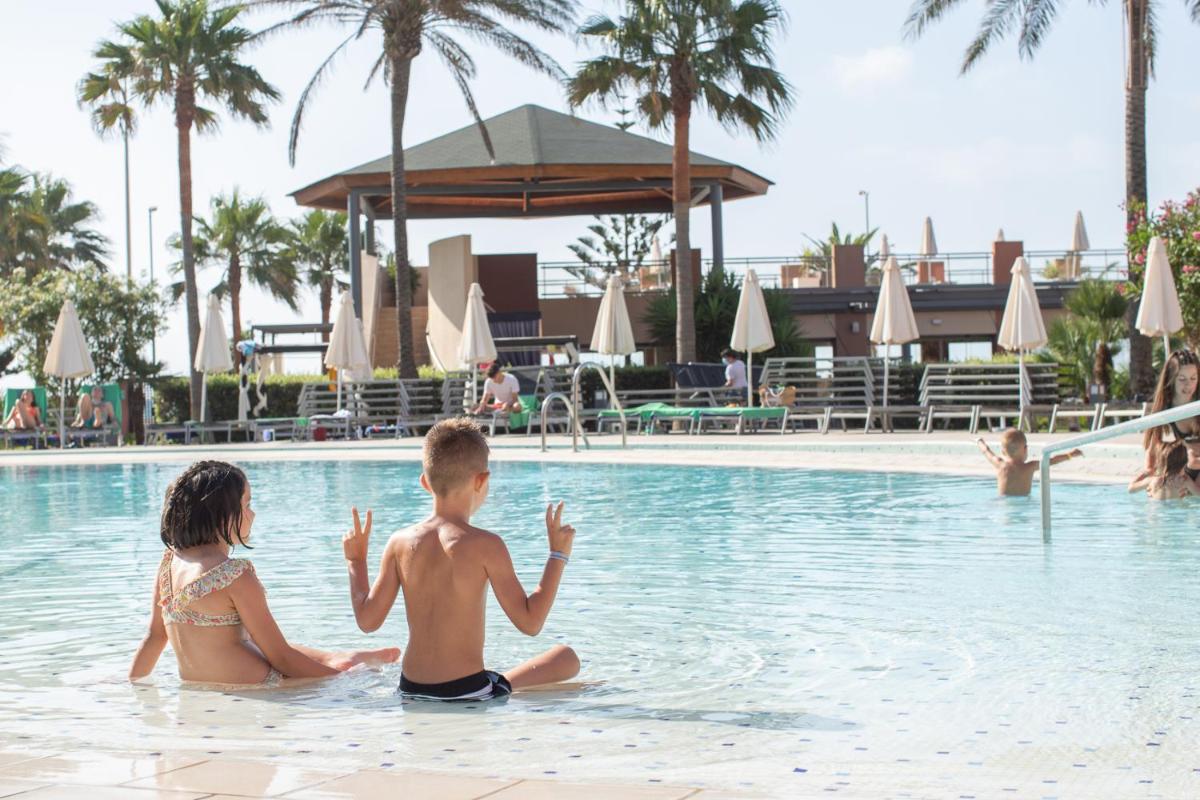 Clientes alojados en Protur Roquetas Hotel & Spa
