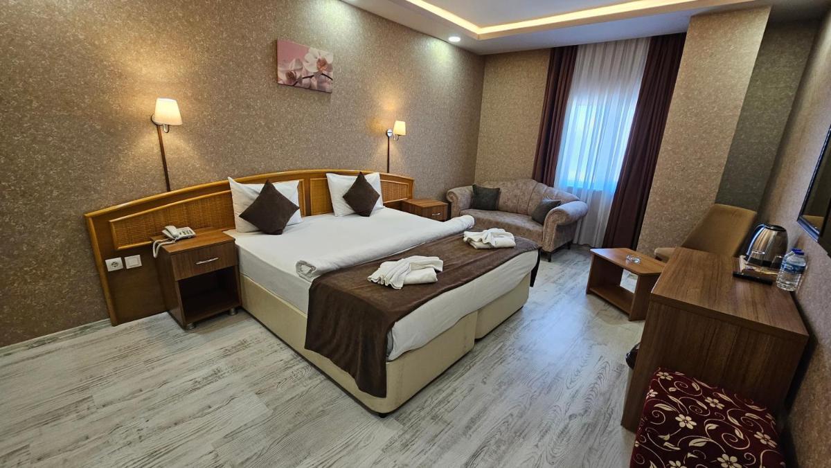 POINTBREAK OTEL - Housity