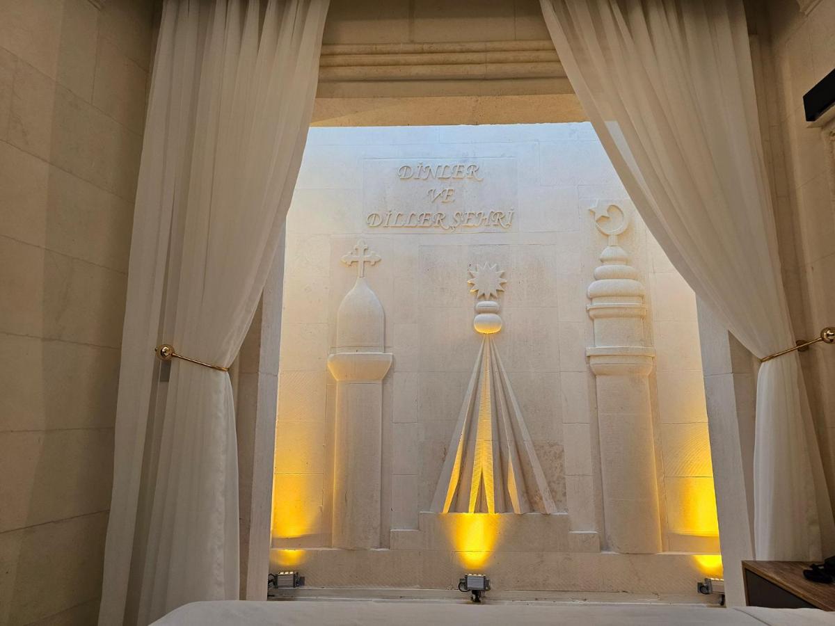 Suitetrails - Baypark Hotel & SPA