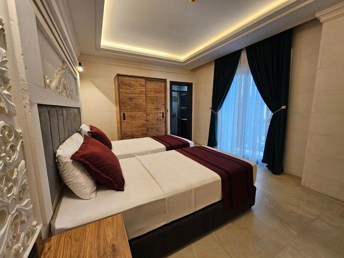 Suitetrails - Baypark Hotel & SPA