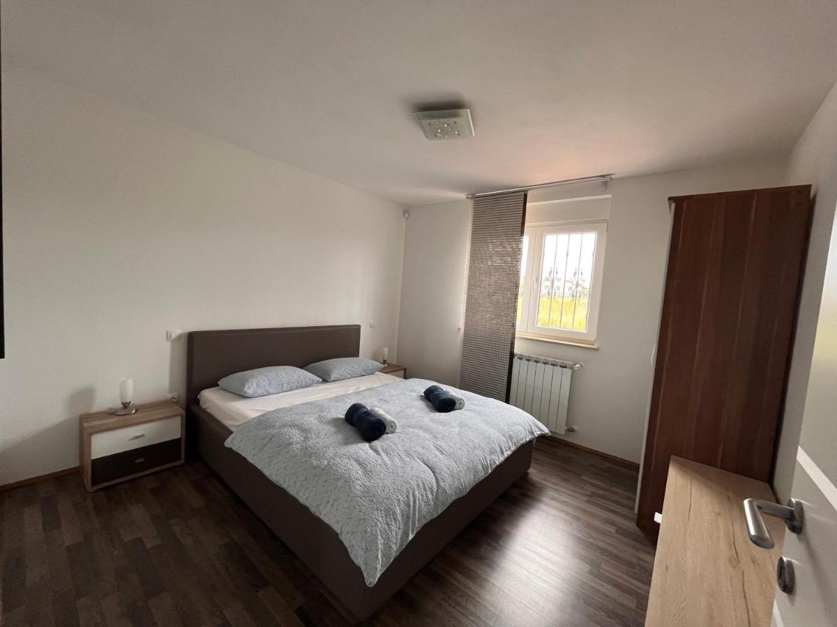 Sea view apartment - Housity