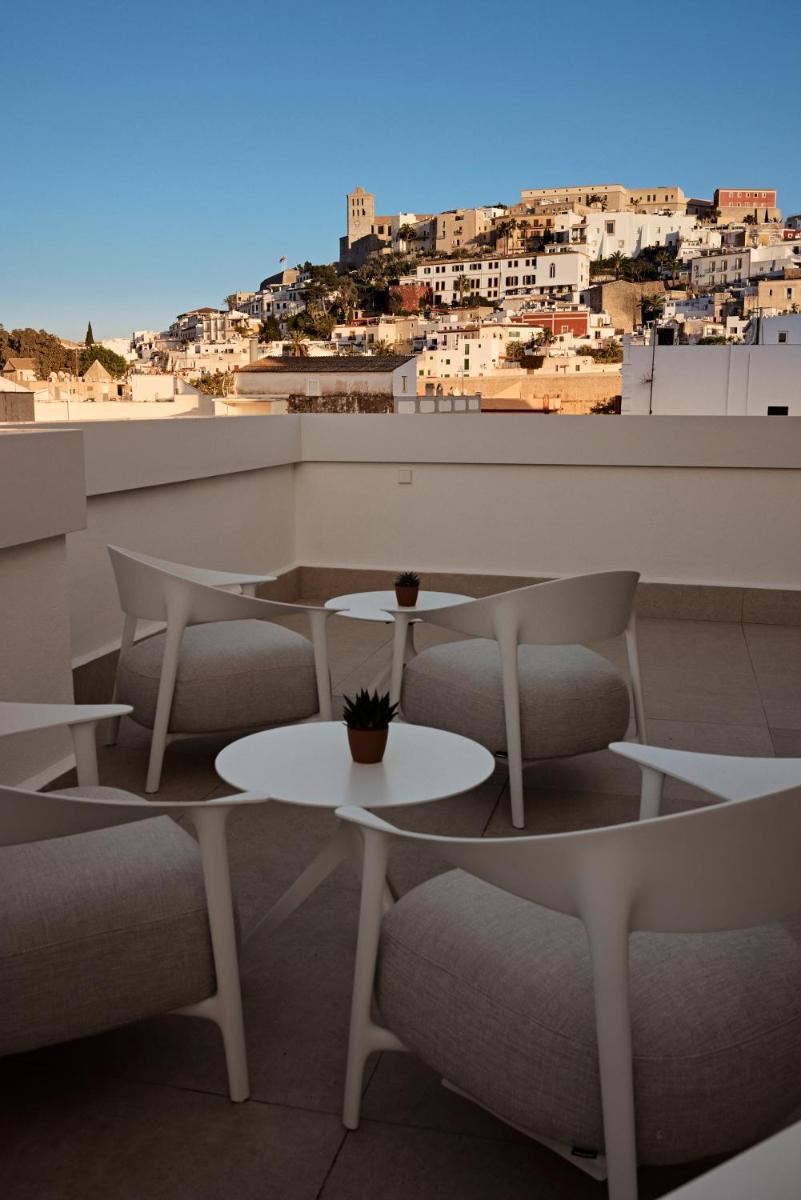 Core Ibiza Town Hotel - Housity