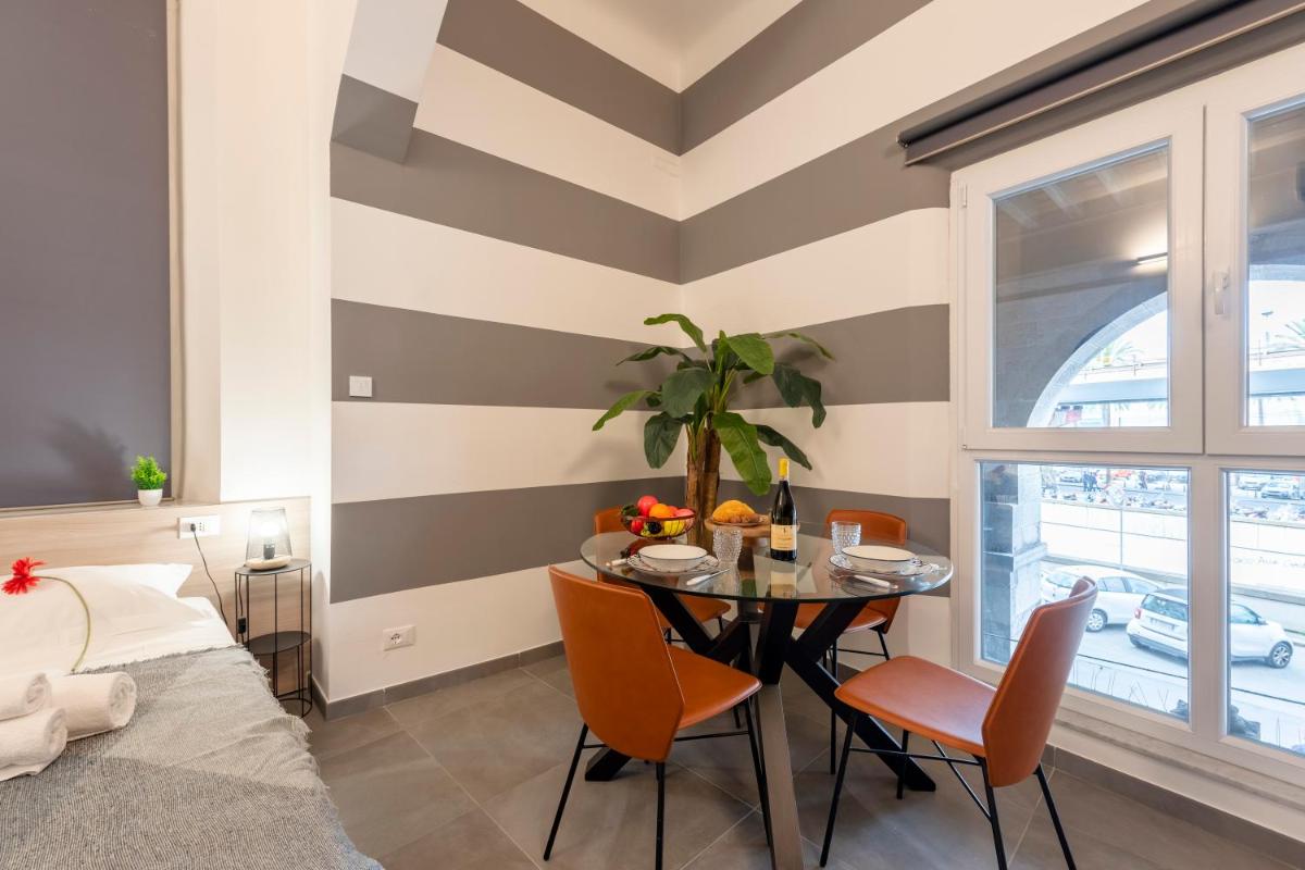 Giannini House Next to Aquarium - Happy Rentals - Housity