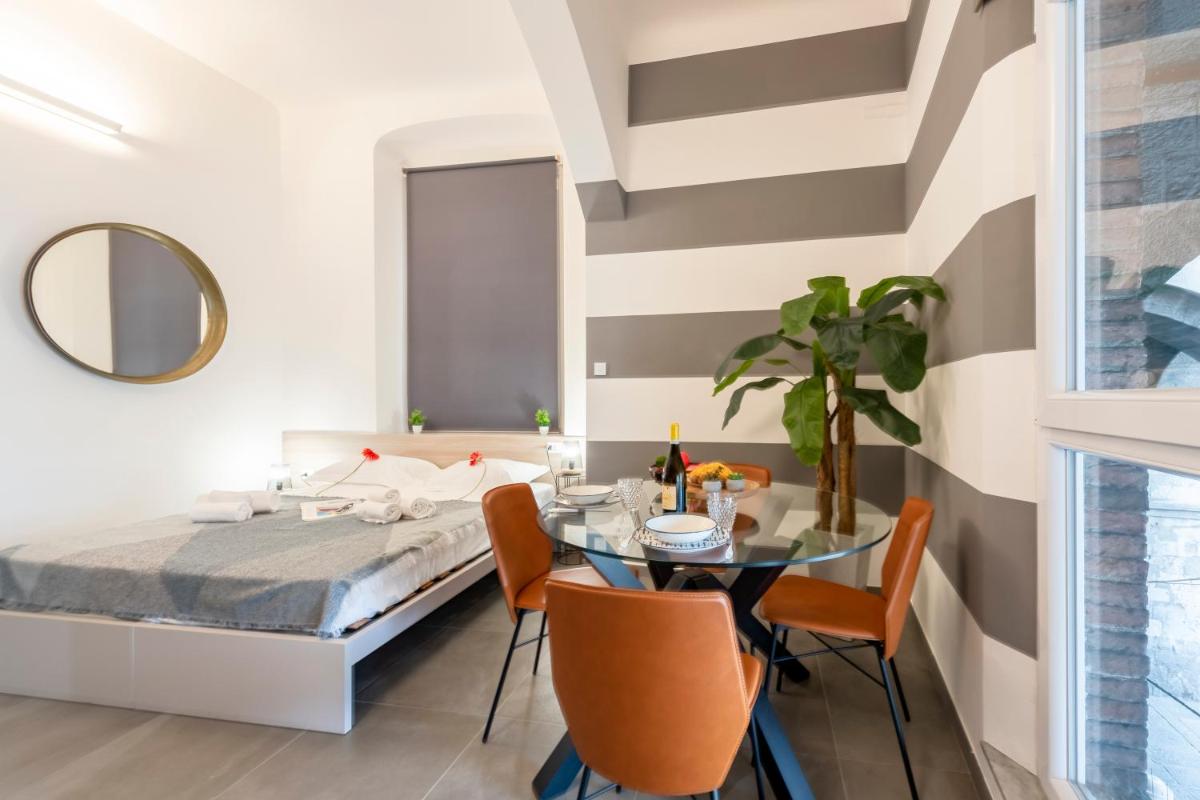 Giannini House Next to Aquarium - Happy Rentals - Housity