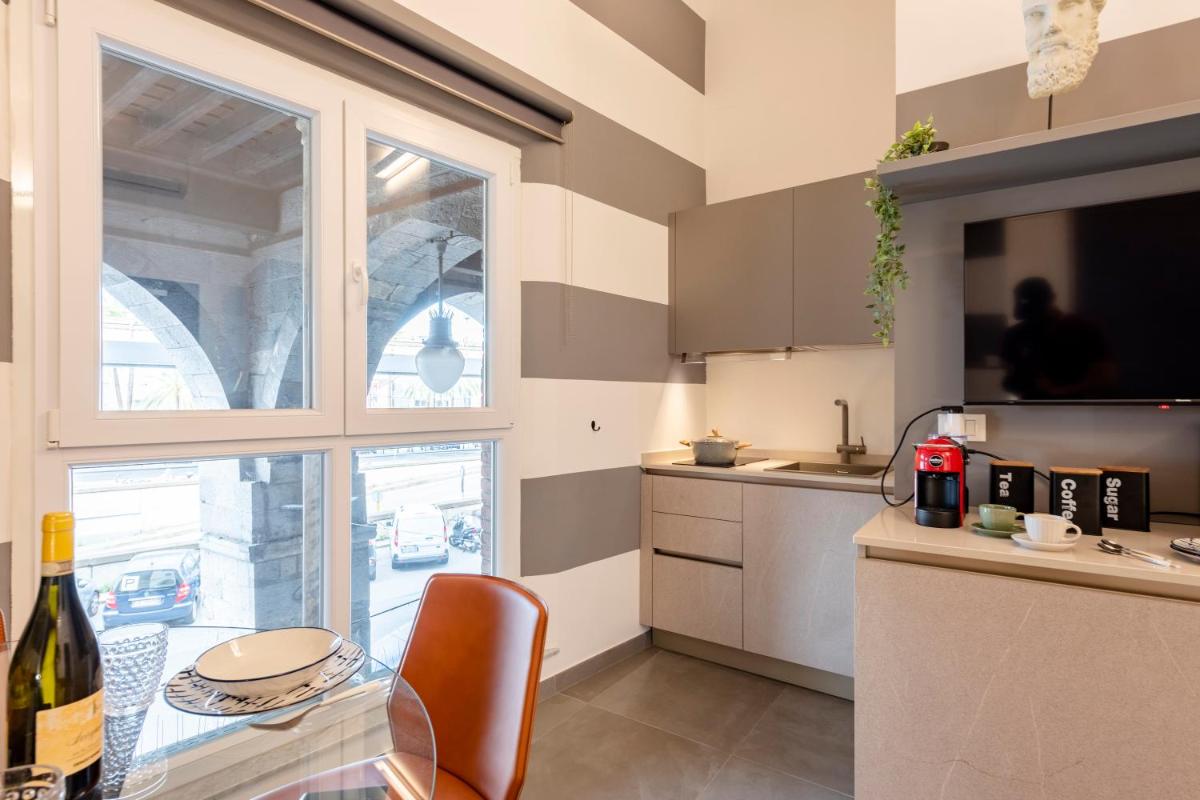 Giannini House Next to Aquarium - Happy Rentals - Housity