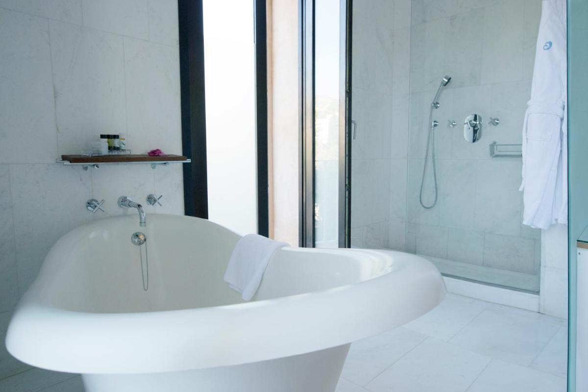 Un baño de Hospes Maricel y Spa, Palma de Mallorca, a Member of Design Hotels