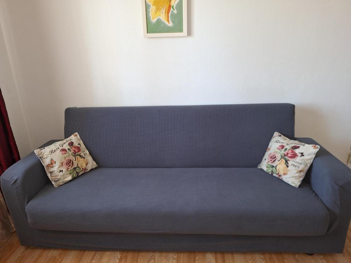 Aldine comfort : entire apartment with 2 bedrooms - Housity