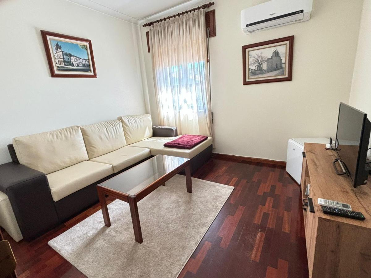Hotel Trindade Coelho - Housity