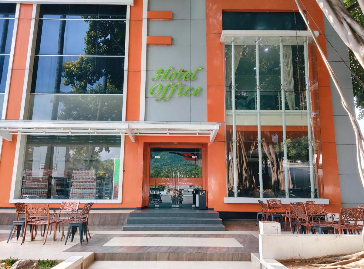 Hotel Villa and Cottage Utama Raya Beach - Housity