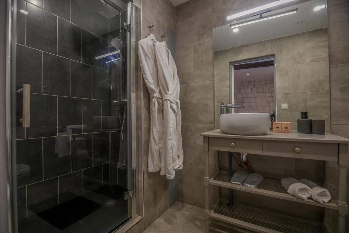 Le Relais du Beffroi & SPA - Housity