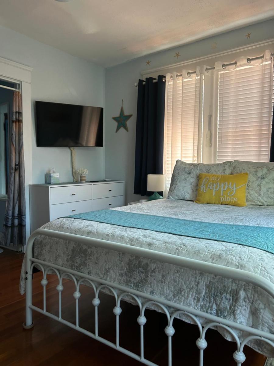 Ms. Maggie's South Country Inn - Housity