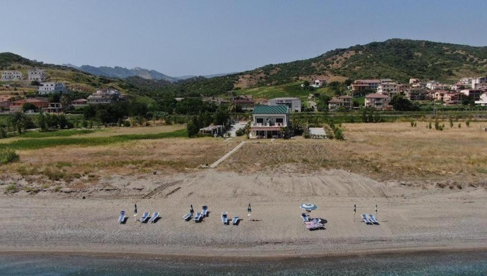 Green House Beach - Housity