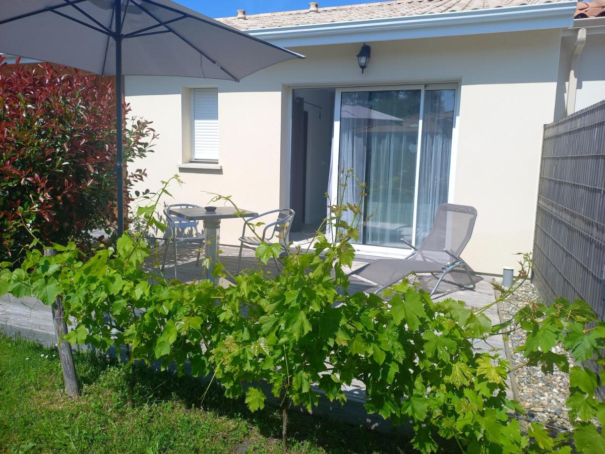 C La Belle Vie - Housity