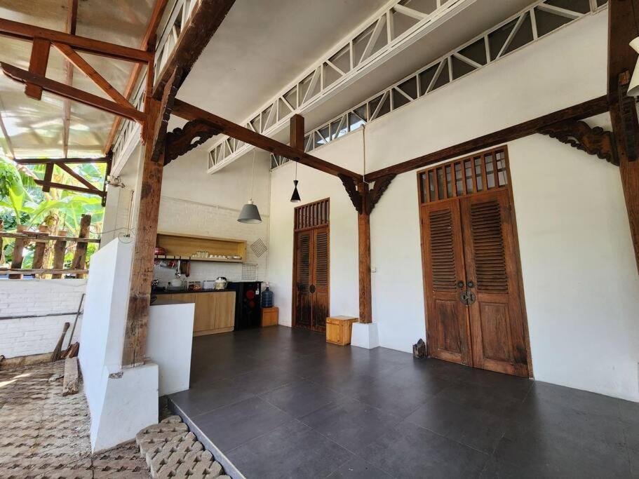 Jatisari Heritage Farmhouse Villa - Housity