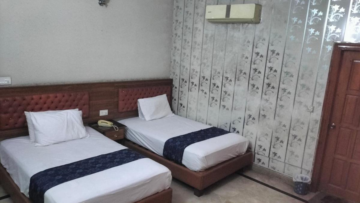 Hotel Rest INN - Housity