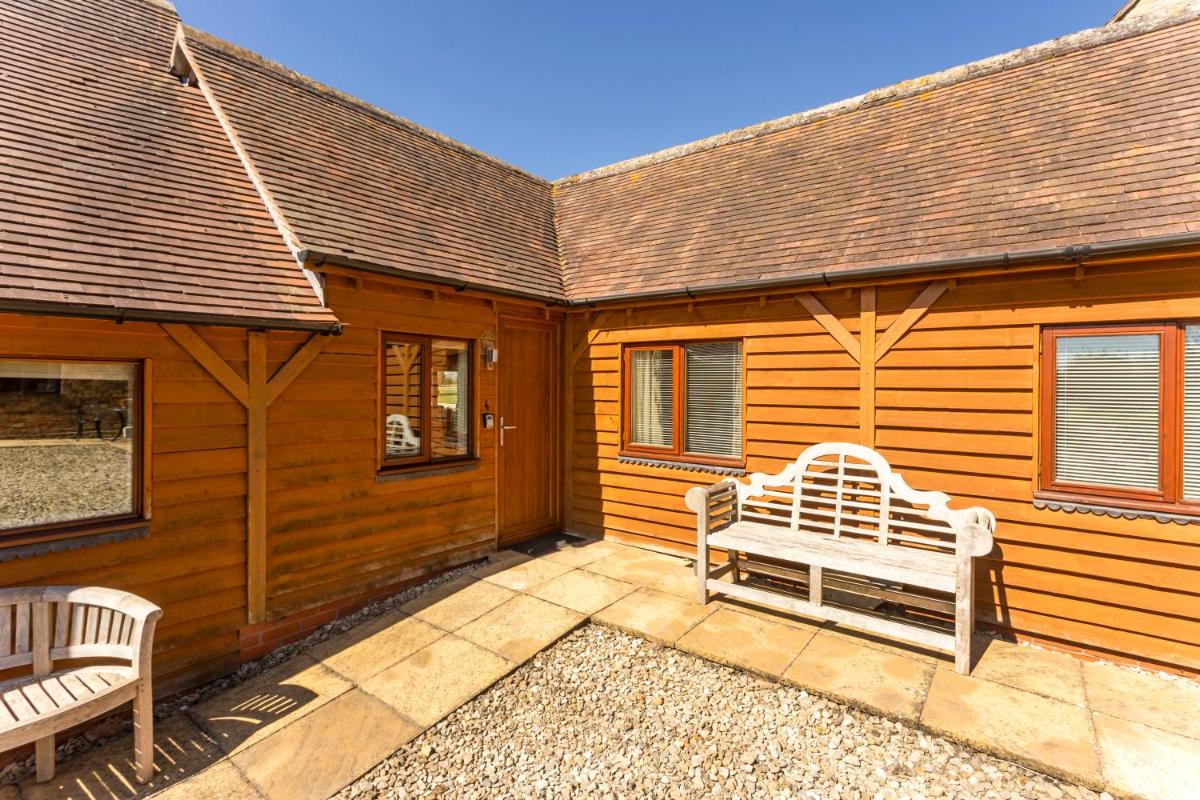 Bridge Farm Holiday Cottages - Housity
