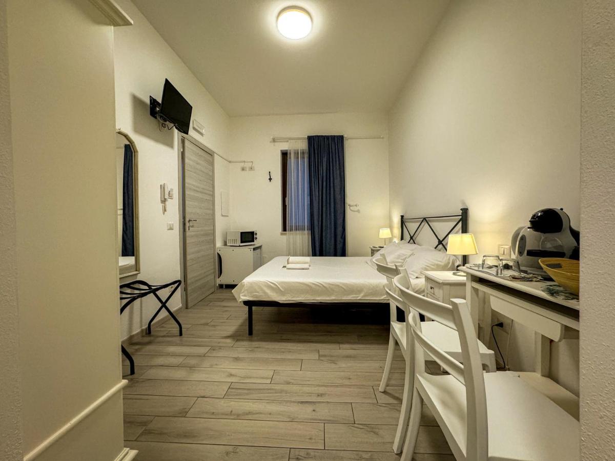 SG Rooms - Casa Laura - Housity