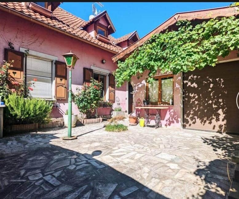 Petit Paradis Croneuva - Hizvo