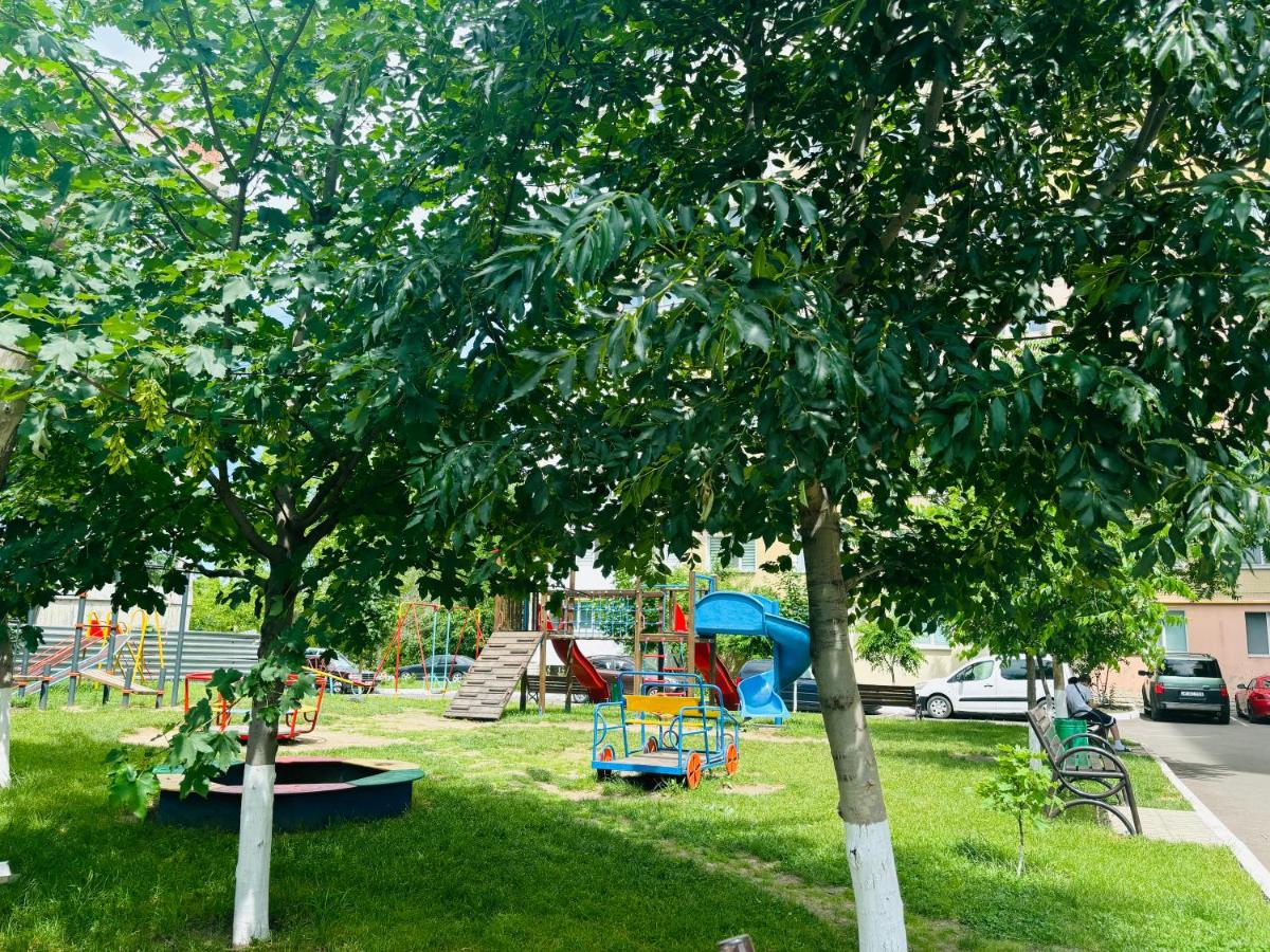 Svetlana Apartment - Housity