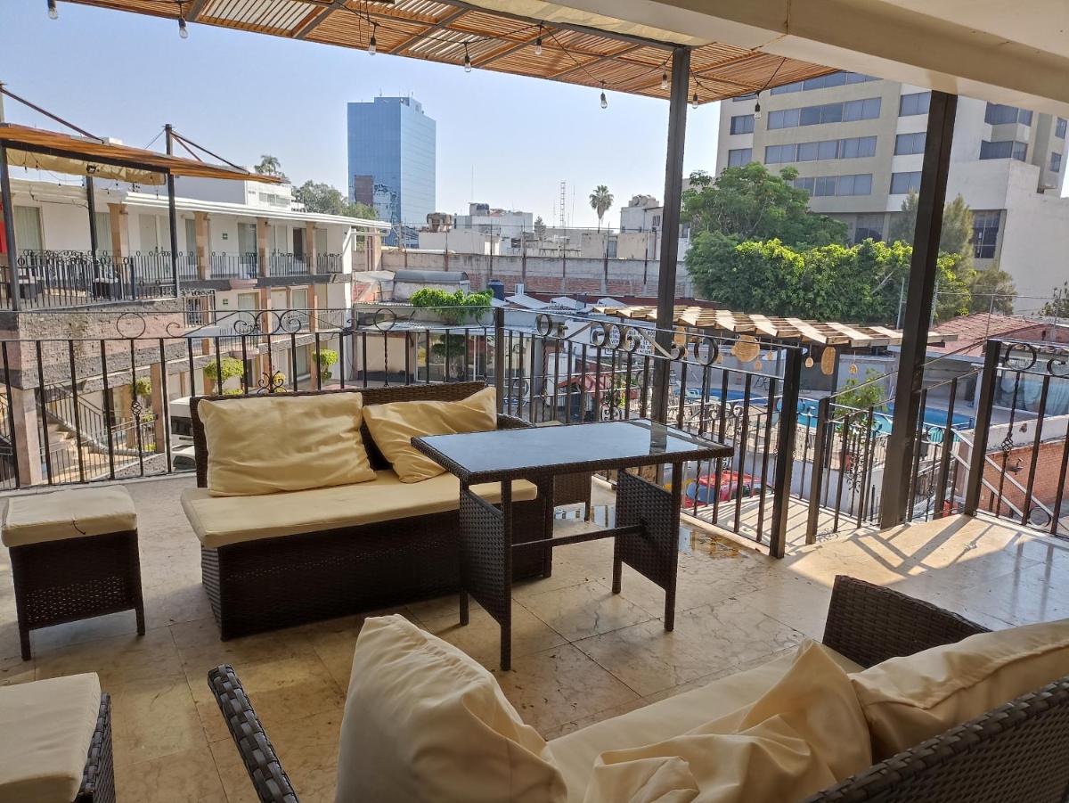 Hotel Flamingo Irapuato - Housity