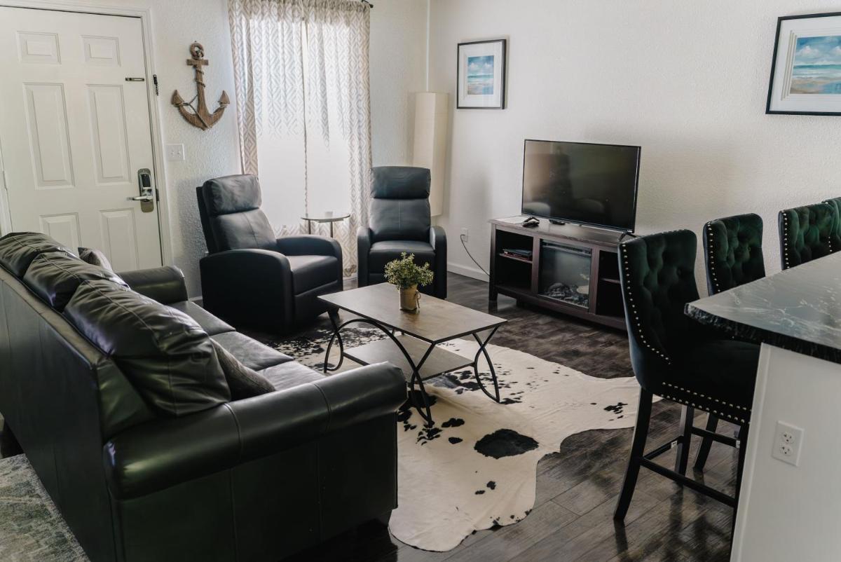 Anchor Inn and Suites - Housity