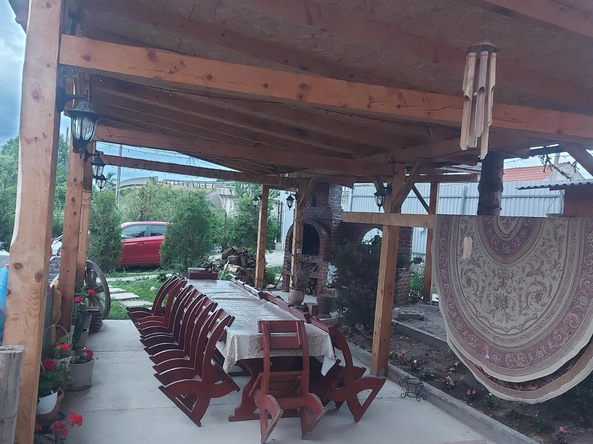 Casa de vacanta in Tara Fagarasului - Housity