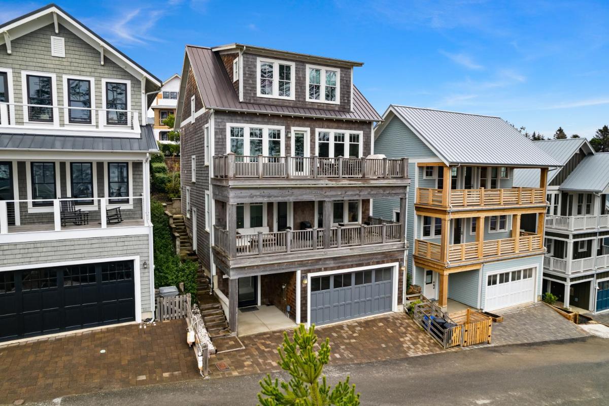 Hidden Coast Hideaway by Seabrook Hospitality - Housity