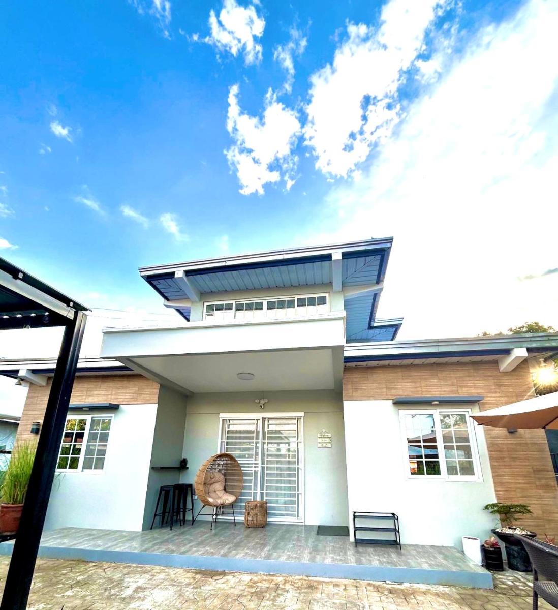 Pastora House Luxe Staycation Bauan Batangas - Hizvo