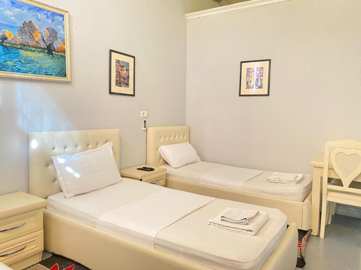 Hotel Pasarela - Housity