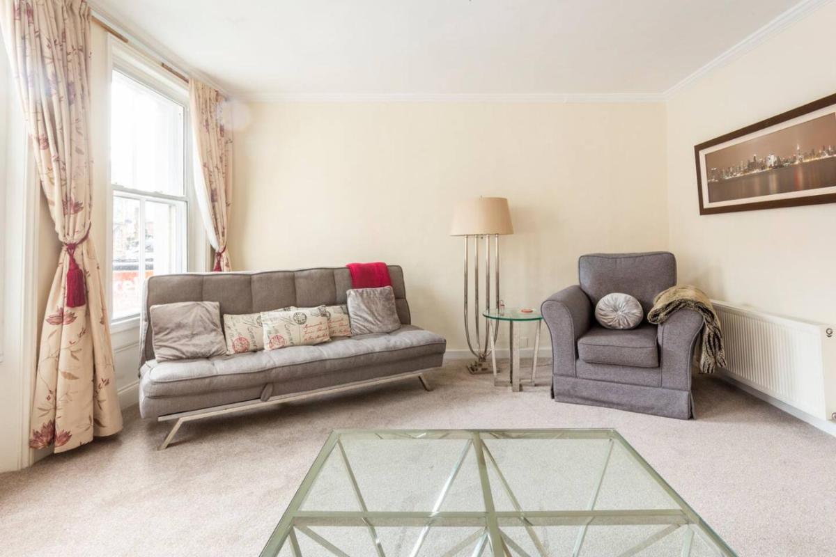 The Hideaway, lovely cosy place in Blandford Forum, Dorset - Housity