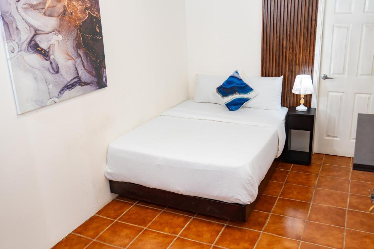 Hotel H4 - Housity