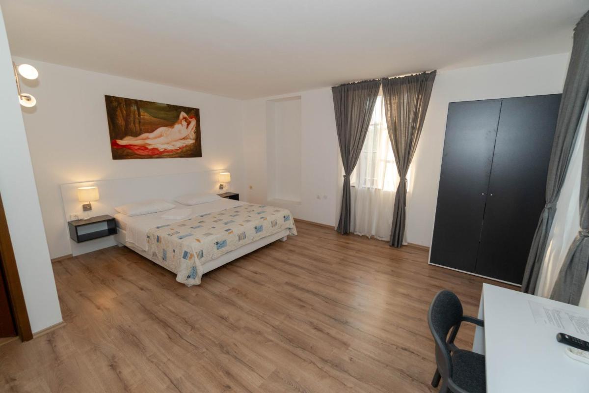 Hotel Paquito - Housity