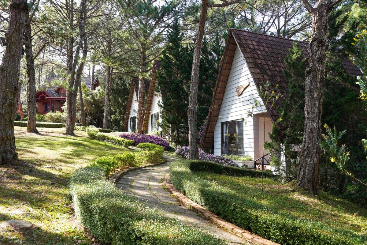 TTC Dreamy Hill Resort - Unlimited Access to TTC World - Thung Lung Tinh Yeu - Housity