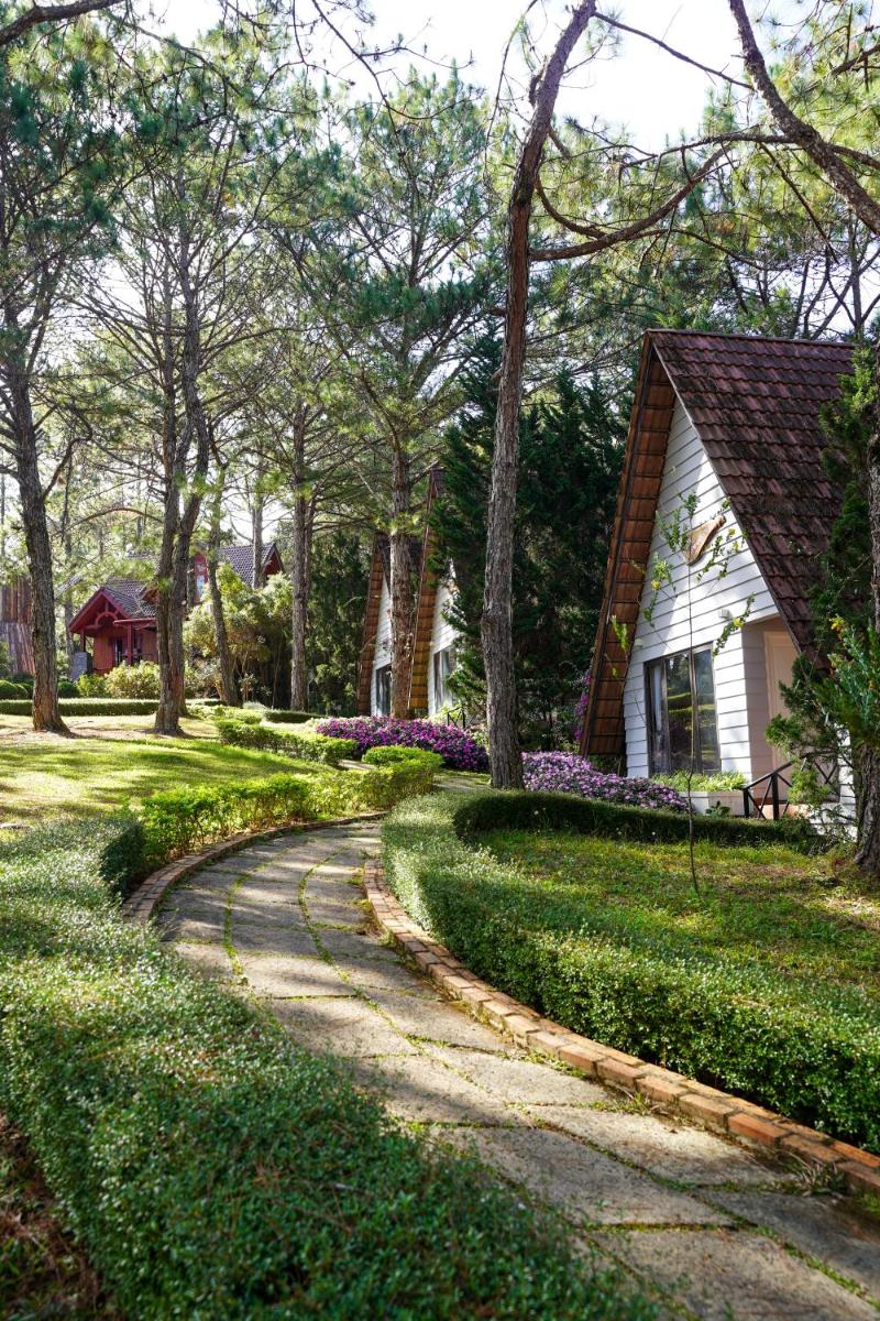 TTC Dreamy Hill Resort - Unlimited Access to TTC World - Thung Lung Tinh Yeu - Housity
