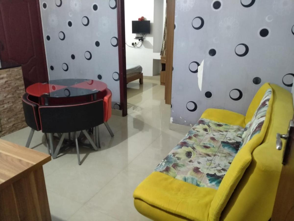 Blue Stones Service Apartment - Housity