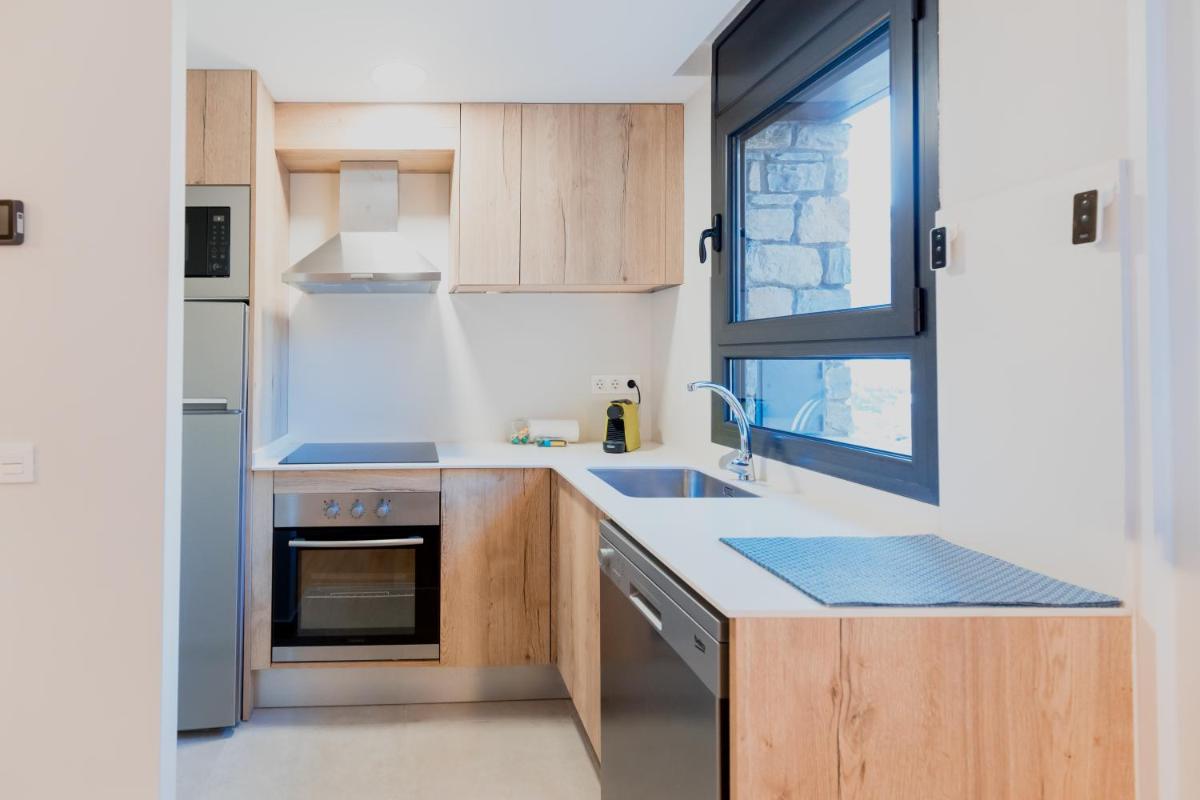 Confort Escaldes HUT 5003 - HUT 7755 - Housity