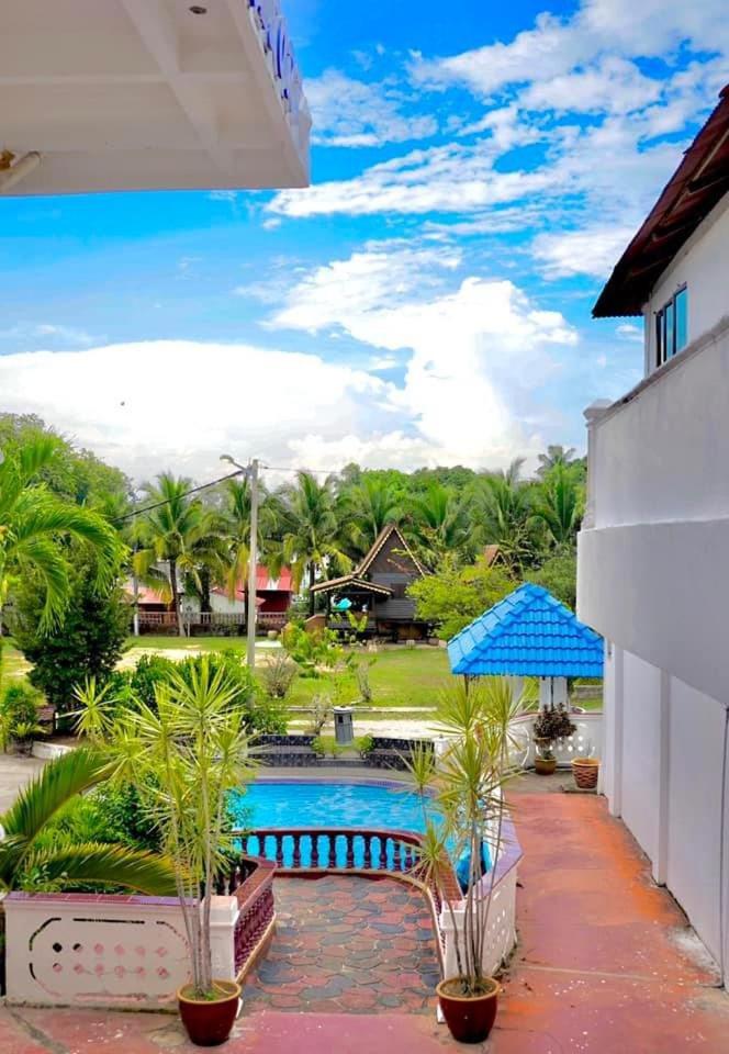 Kemunting Beach Resorts - Housity