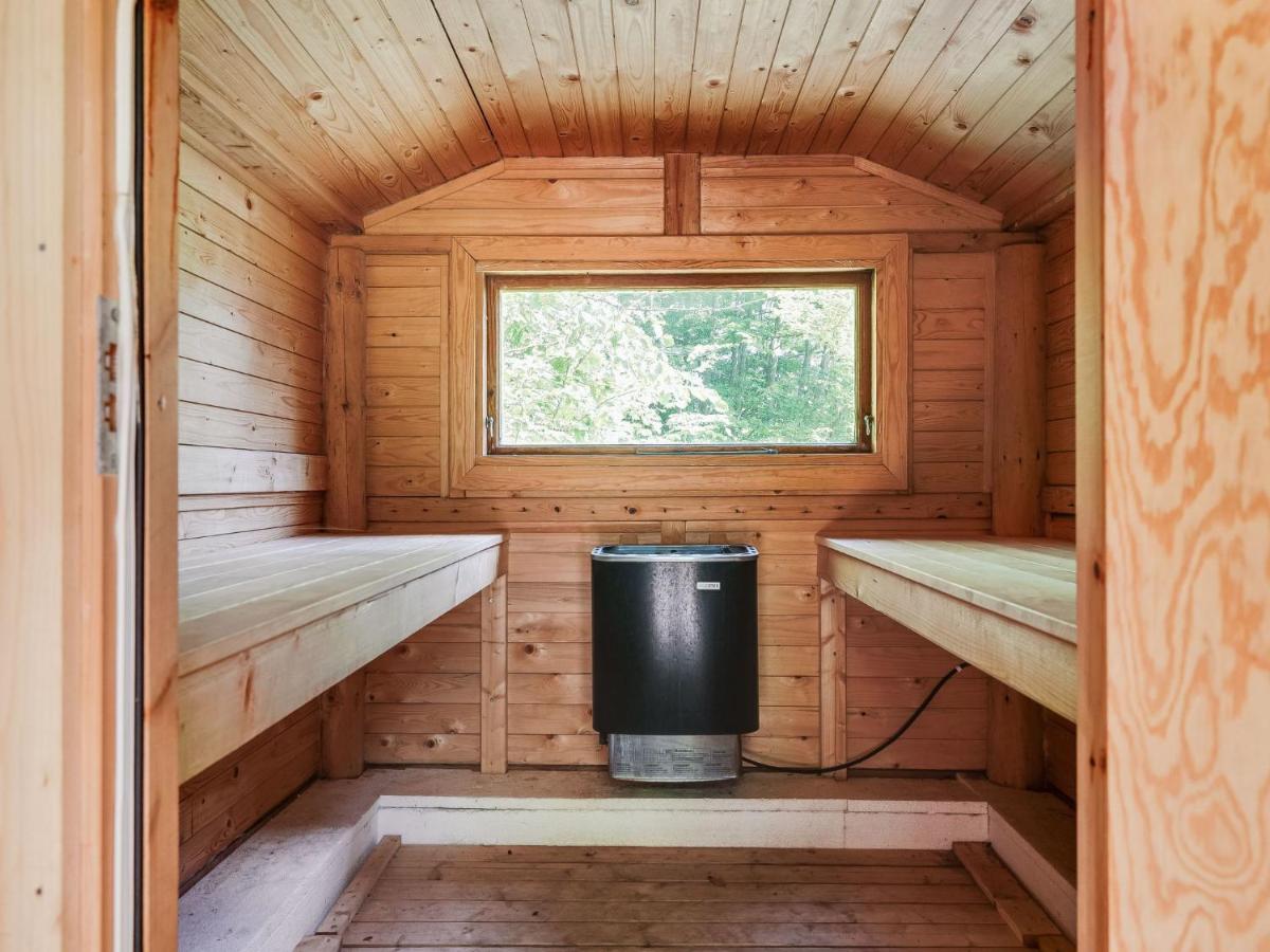 Holiday Home Munkhalla Utsikten - B - Housity
