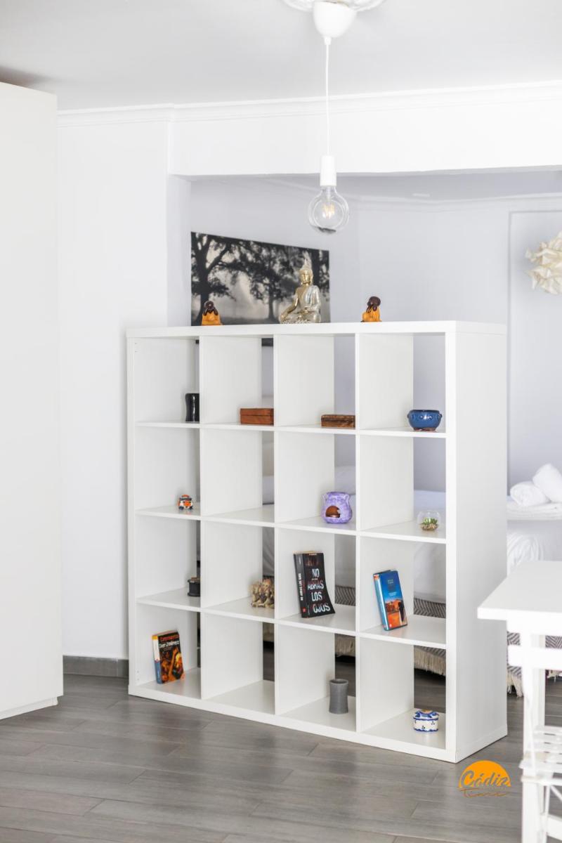 Modern Haven Loft by Cadiz Time - Housity