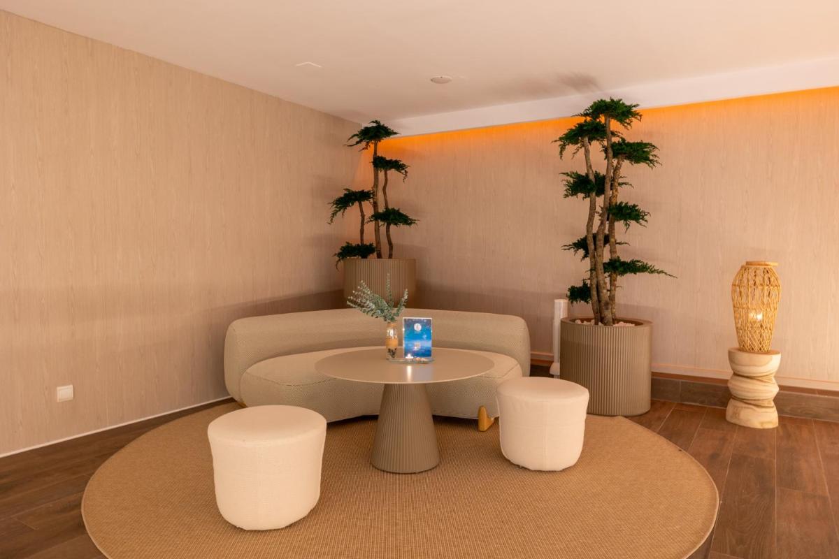 Zona de estar de Hotel BCL Levante Club & Spa 4 Sup - Only Adults Recomended