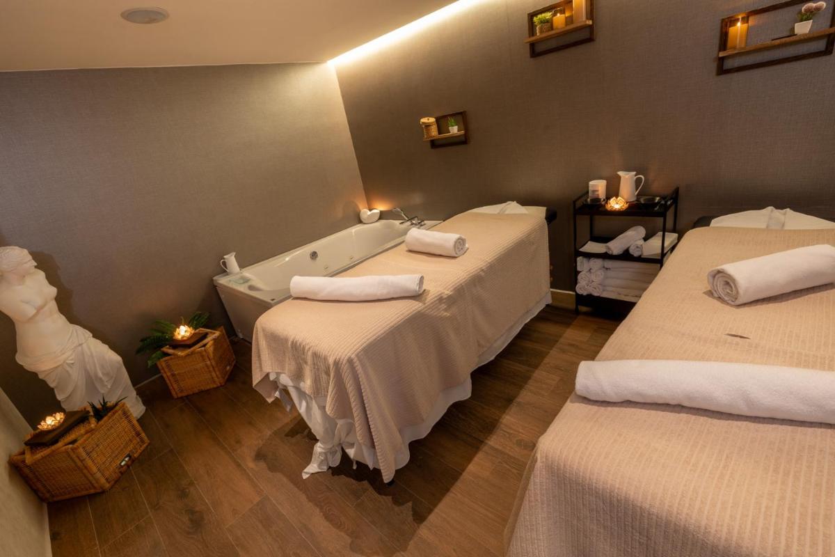 Cama o camas de una habitación en Hotel BCL Levante Club & Spa 4 Sup - Only Adults Recomended