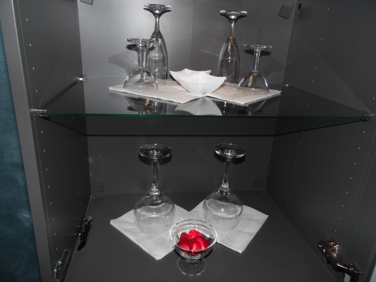 Siris Hotel - Housity