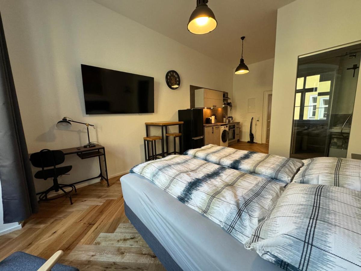 Industrial Apartment Schlossberg - Hizvo