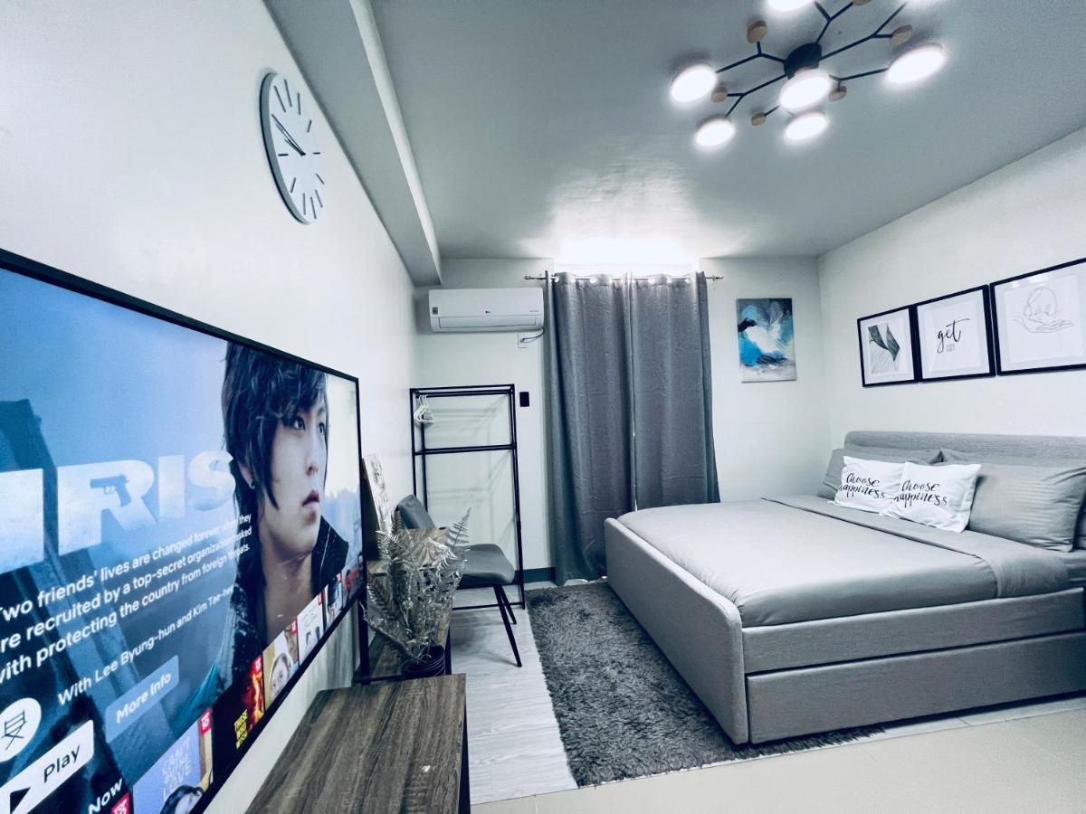 COZY STUDIO UNIT NEAR MACTAN AIRPORT FURNISH with WIFI, NETFLIX, POOL - Housity