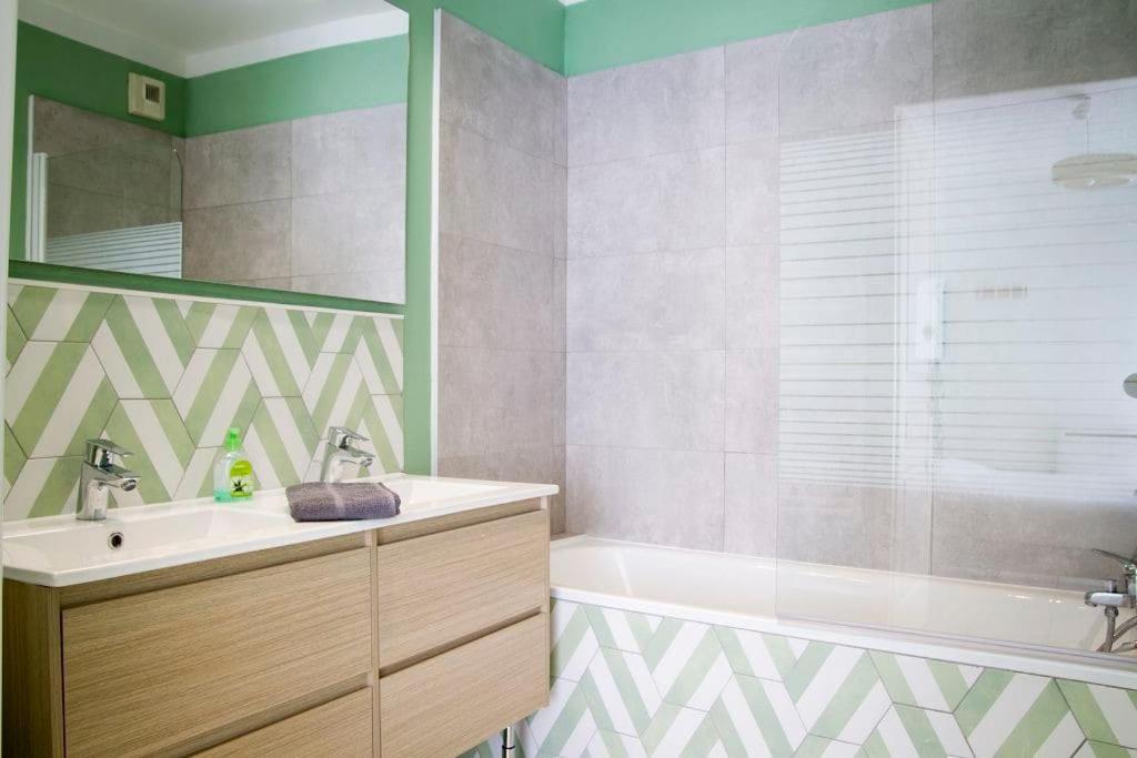 Le Trendy - Parking Wifi Piscine - Housity