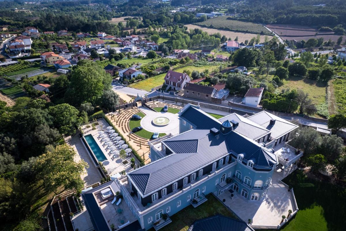 O edifício onde o hotel está situado