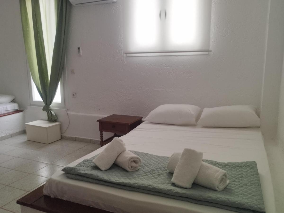 ANATOLI LYGARIA APARTMENTS on the beach - Housity