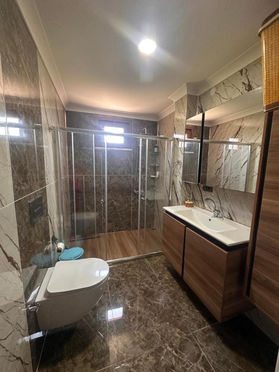 De&Ne apart 2 - Housity