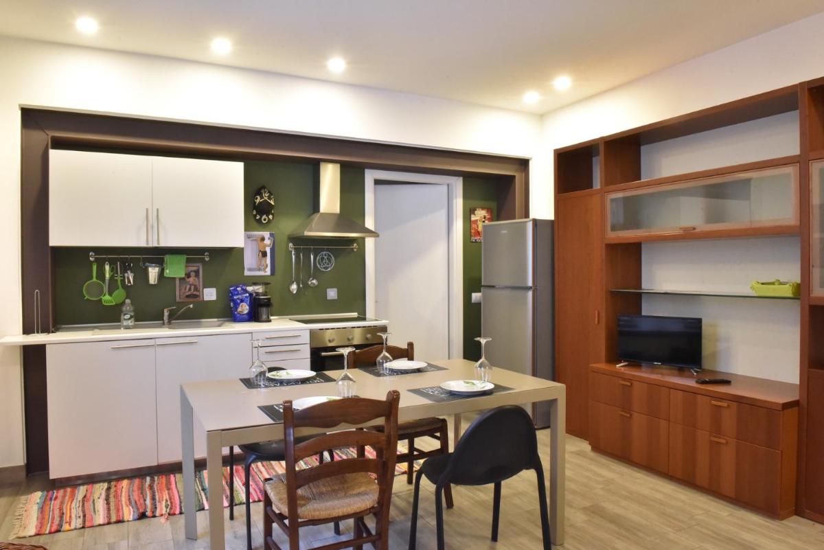 Ventitrémarzo Guest House - Housity