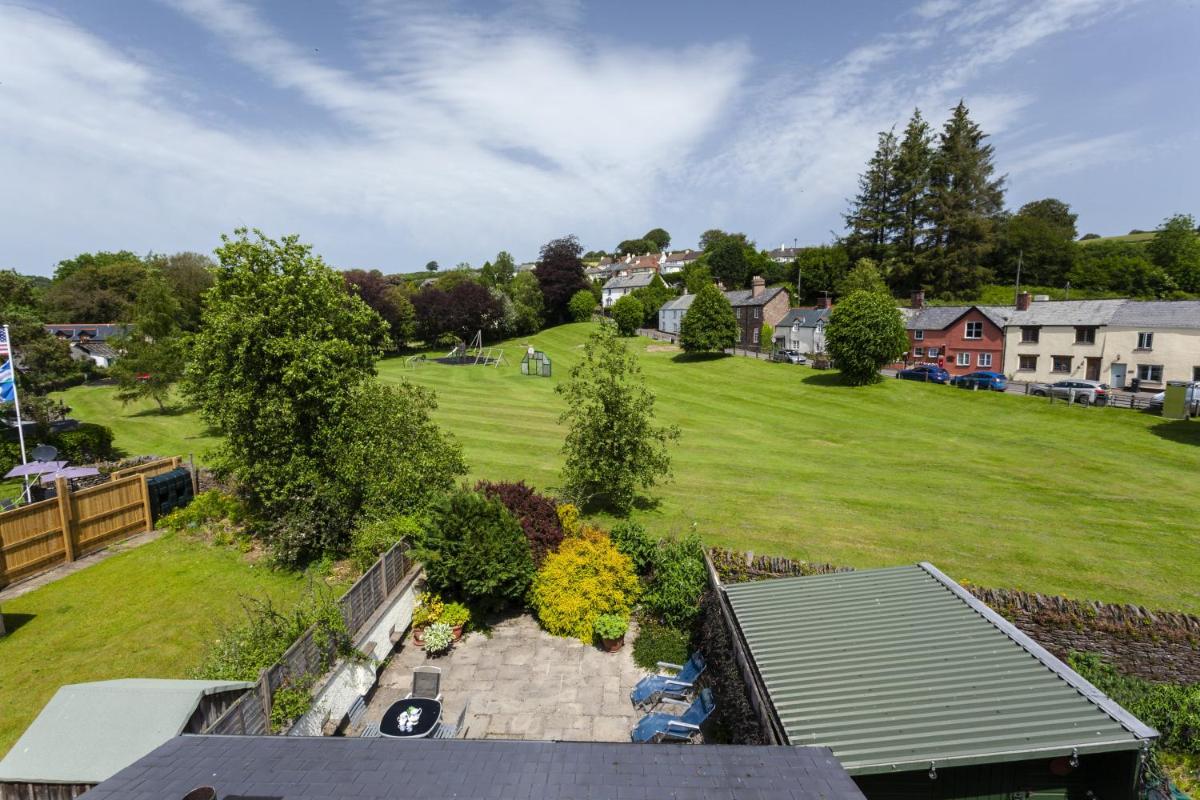 Chapel Cottage, Exford - Housity